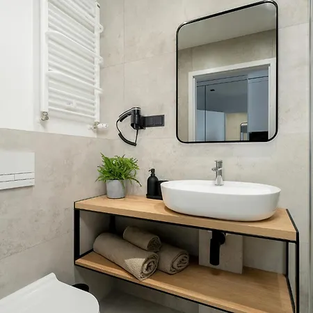 Latte - Centrum Plac Wolnosci 6 - Kramm Daire